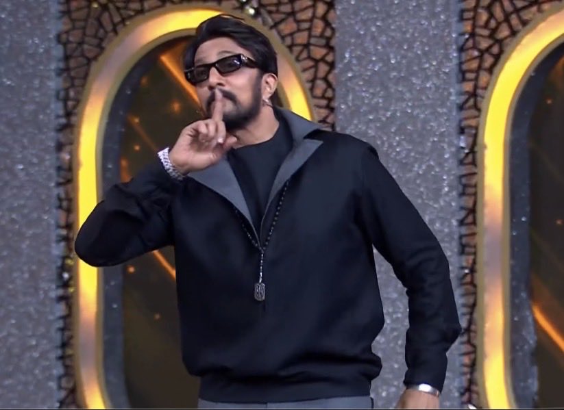 kindlystaywrong's tweet photo. Kichha Sudeep to every contestant that goes against Asiya 😭😭😭🤣🤣🤣

#BBK13 https://t.co/4BUNThaqi5