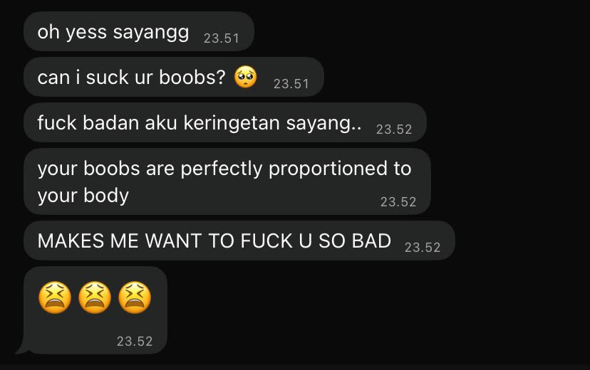 velvetssdj's tweet photo. seru godain malem malem 😋😋 https://t.co/hGCEBTBZ07
