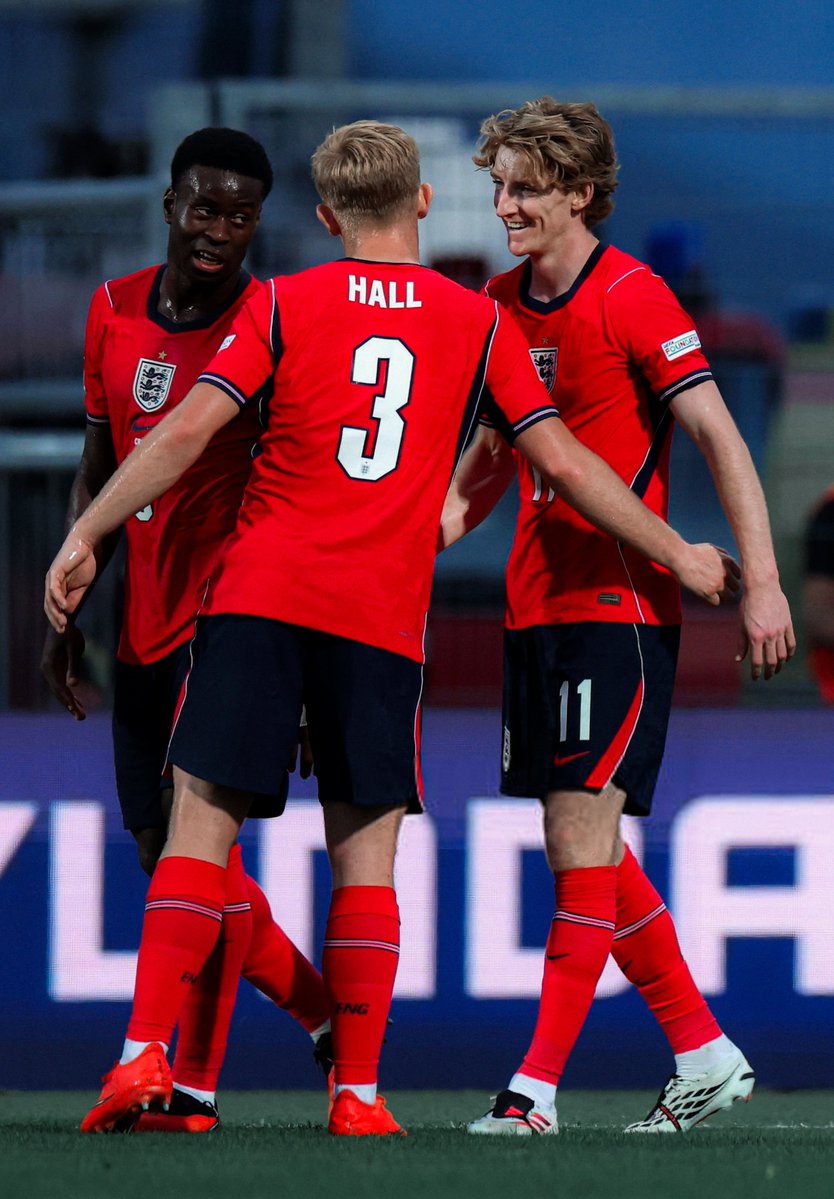 BarcaArchiveHQ's tweet photo. Anthony Gordon #NationsLeague https://t.co/OvECYEkLQq