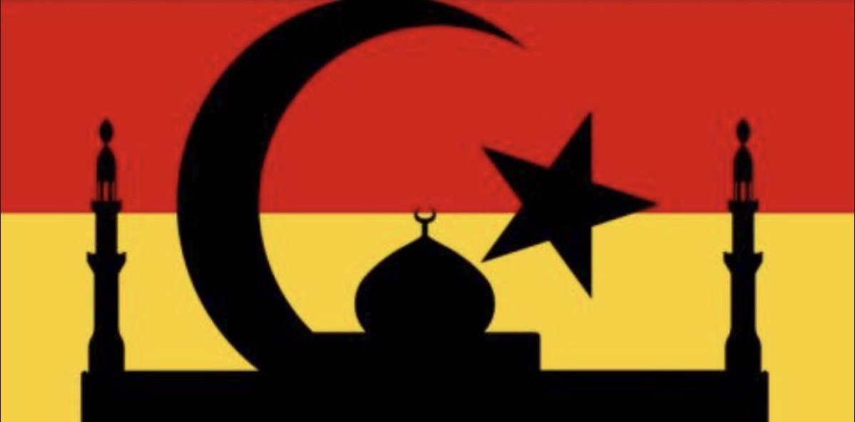 Europe1683's tweet photo. @PaulF07244718 @OF_Schroedinger Die Einbildung dass Deutschland noch irgendwas zu melden hat - ihr Kalifats Schafe 🤣🤣🤣 - zurück zur Arbeit Paulchen, Ali &amp; Muhammad brauchen mehr Bürgergeld…. Du Opfer! 🇩🇪🤡 https://t.co/Pqbt2AfE8V