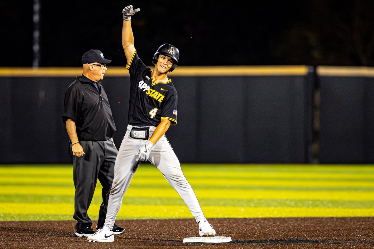 AppBaseball's tweet photo. Total team effort!

App State 20, North Carolina A&amp;T 5

#TIGMA https://t.co/d4uwHcQjFC