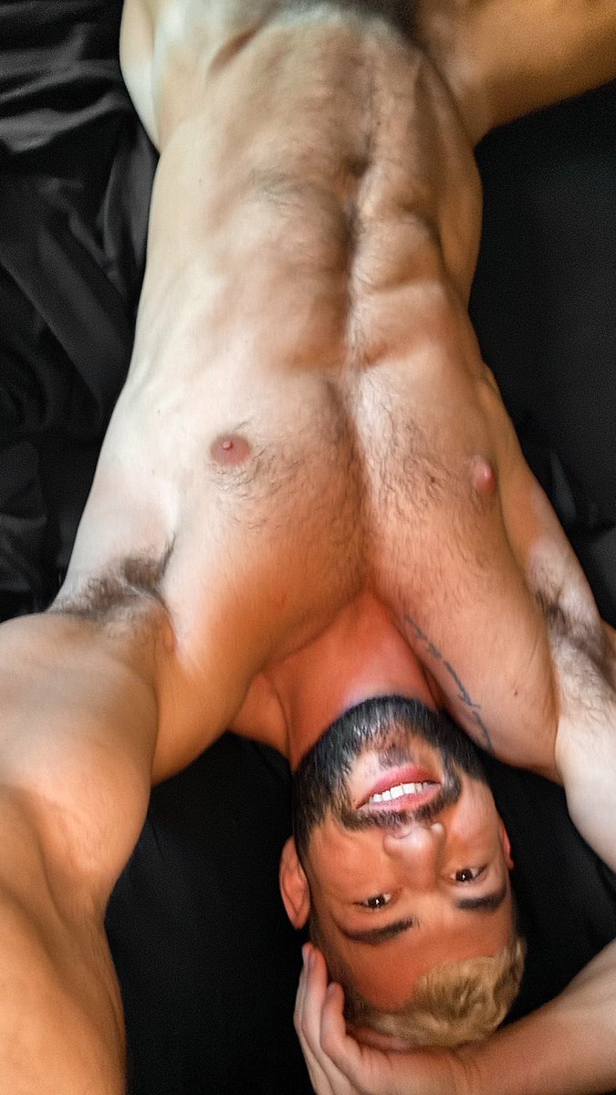 MykhailoMusic's tweet photo. Are you a big spoon or a small one?

I’m definitely both😌 https://t.co/h4Wb2SnM8k