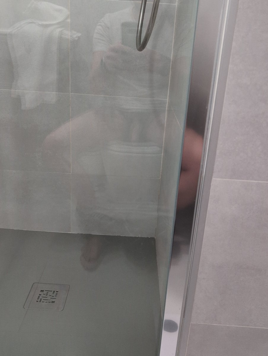 EthanRivelloX's tweet photo. Waiting here for you
#dick #transparent #gaycock #queue https://t.co/Pes7xDcqhd