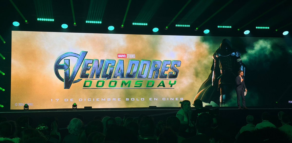 TavernaMarvel's tweet photo. Banner de 'AVENGERS: DOOMSDAY' na SDCC Málaga. https://t.co/6OXmHp1OSj