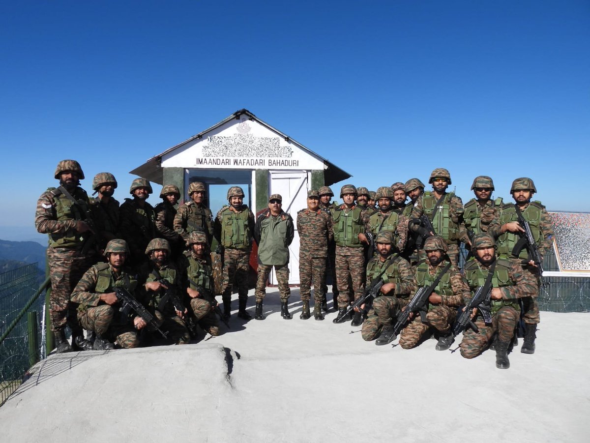 prodefencejammu's tweet photo. #WhiteKnightCorps | #OperationalReadiness

FRONTLINE OPERATIONS 

GOC #WhiteKnightCorps alongwith #GOC #AceOfSpadesDivision visited forward posts along the Line of Control in Poonch and Krishna Ghati Sectors to review the operational preparedness of the formation. The #CorpsCommander was briefed on the prevailing security environment, counter-infiltration measures, surveillance architecture and ongoing initiatives to further enhance operational effectiveness. Commending the troops for their unwavering commitment and operational excellence, the #GOC impressed upon all ranks to maintain highest standards of Vigilance, readiness and responsiveness.

We Serve We Protect!

@adgpi
@NorthernComd_IA @SpokespersonMoD
@Whiteknight_IA 
@ANI