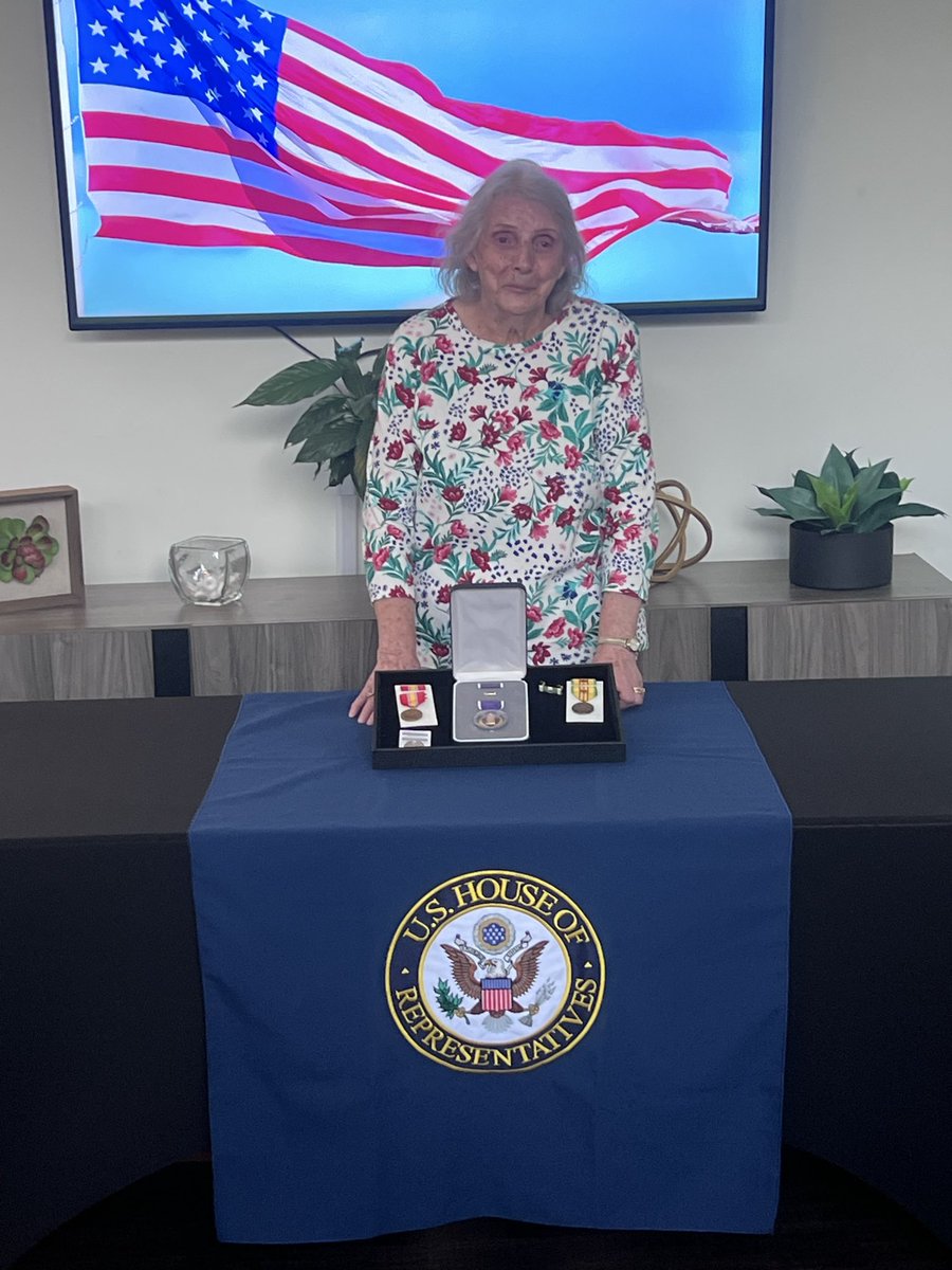 RepMGriffith's tweet photo. Veterans who lose their medals can rely on my office to help recover replacements.

In September, I presented replacement medals, including a Purple Heart, to honor the Vietnam service of the late Gary Winebarger.

I presented the medals to his widow in Wise County. https://t.co/hf6JVgCK1C