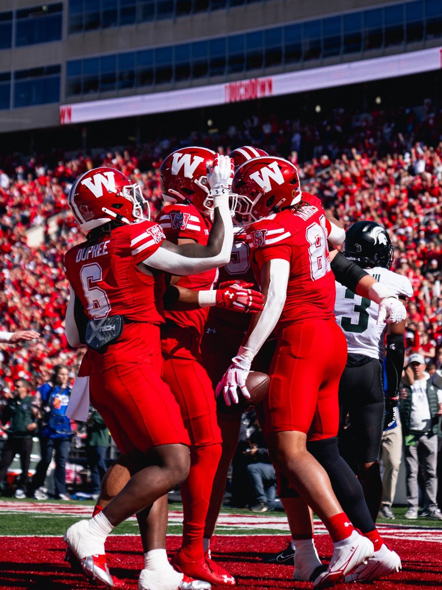 BadgerFootball tweet picture