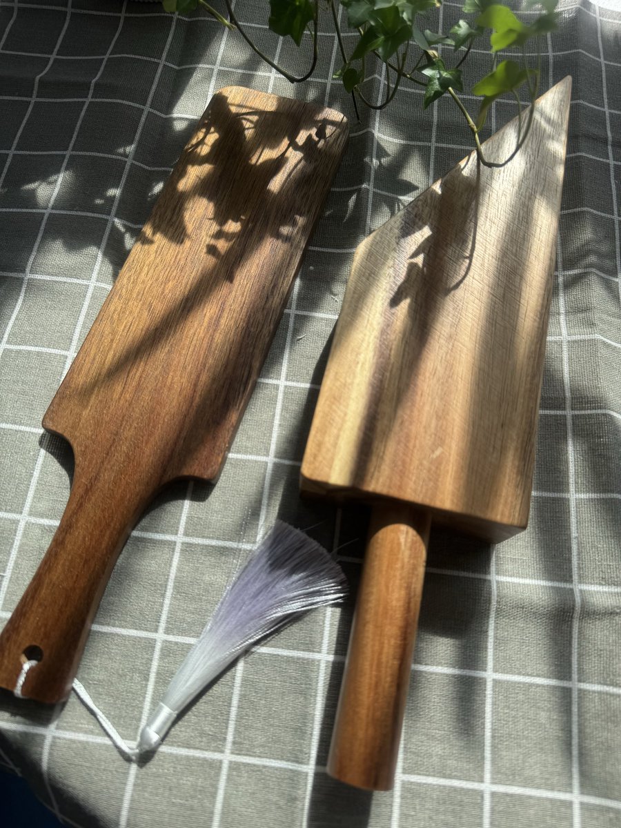 Dreamscape625's tweet photo. A simple, practical tool that makes one of those everyday household chores a little easier. 🛏️🌿

https://t.co/A71u6o9ZO5

#BedMaking #BedsheetChanger #HomeOrganization #HomeEssentials https://t.co/7VtBPLErvn