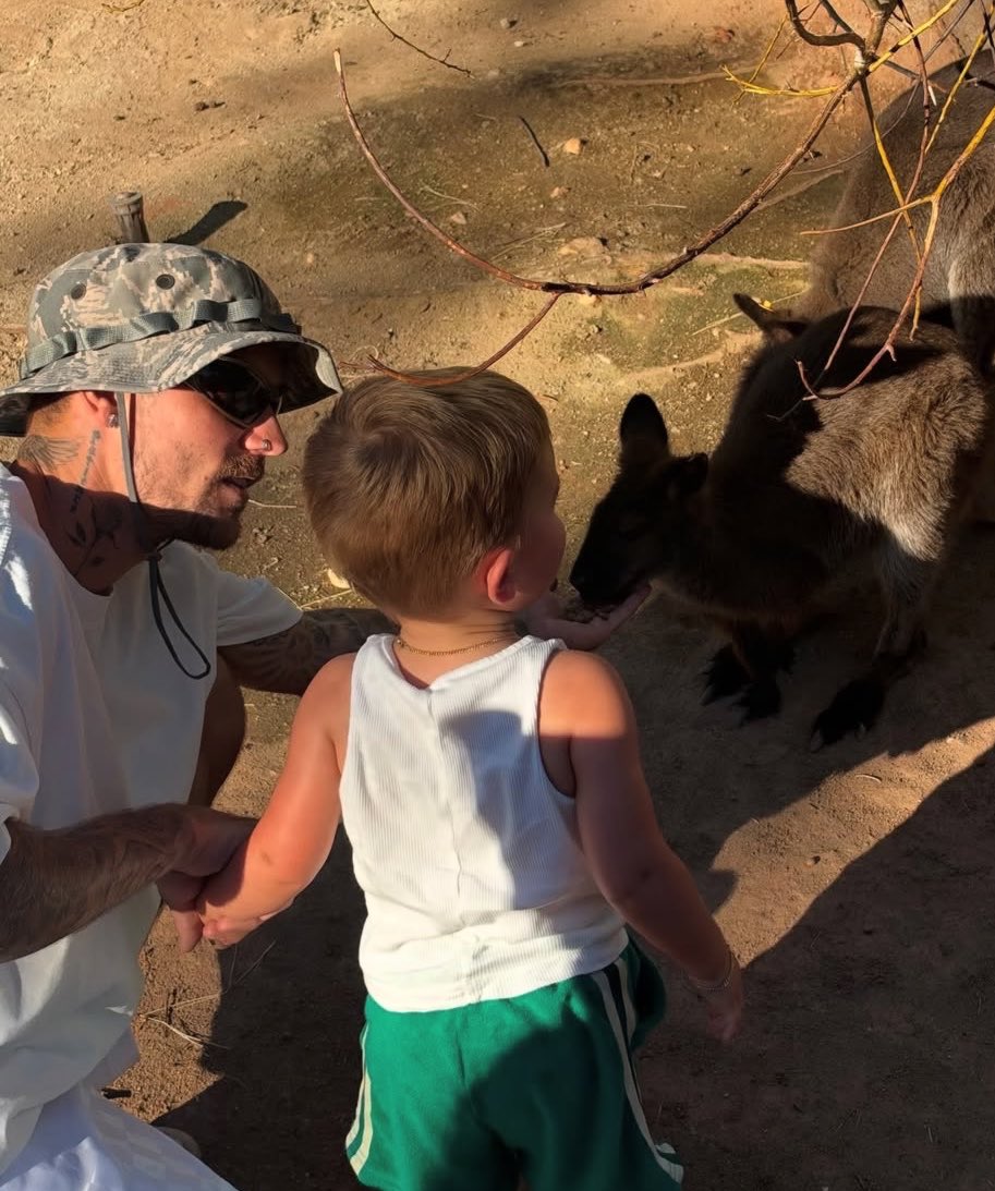 postsjustin's tweet photo. jb &amp; jb https://t.co/V4NVeLM3Yj