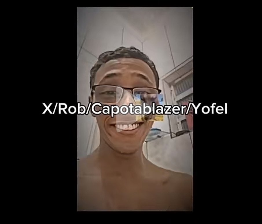 gioexplanada's tweet photo. um dos primeiros a explanarem foi xis um paneleiro conhecido, que é primo do atual namorado da gio (Dylan). Foi para ele que ela vomitou miojo, dançou e todo o resto https://t.co/GOypiNKHZv