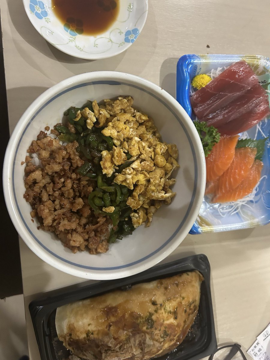 ryado0587's tweet photo. 晩御飯 https://t.co/Rk2SaRFbhy