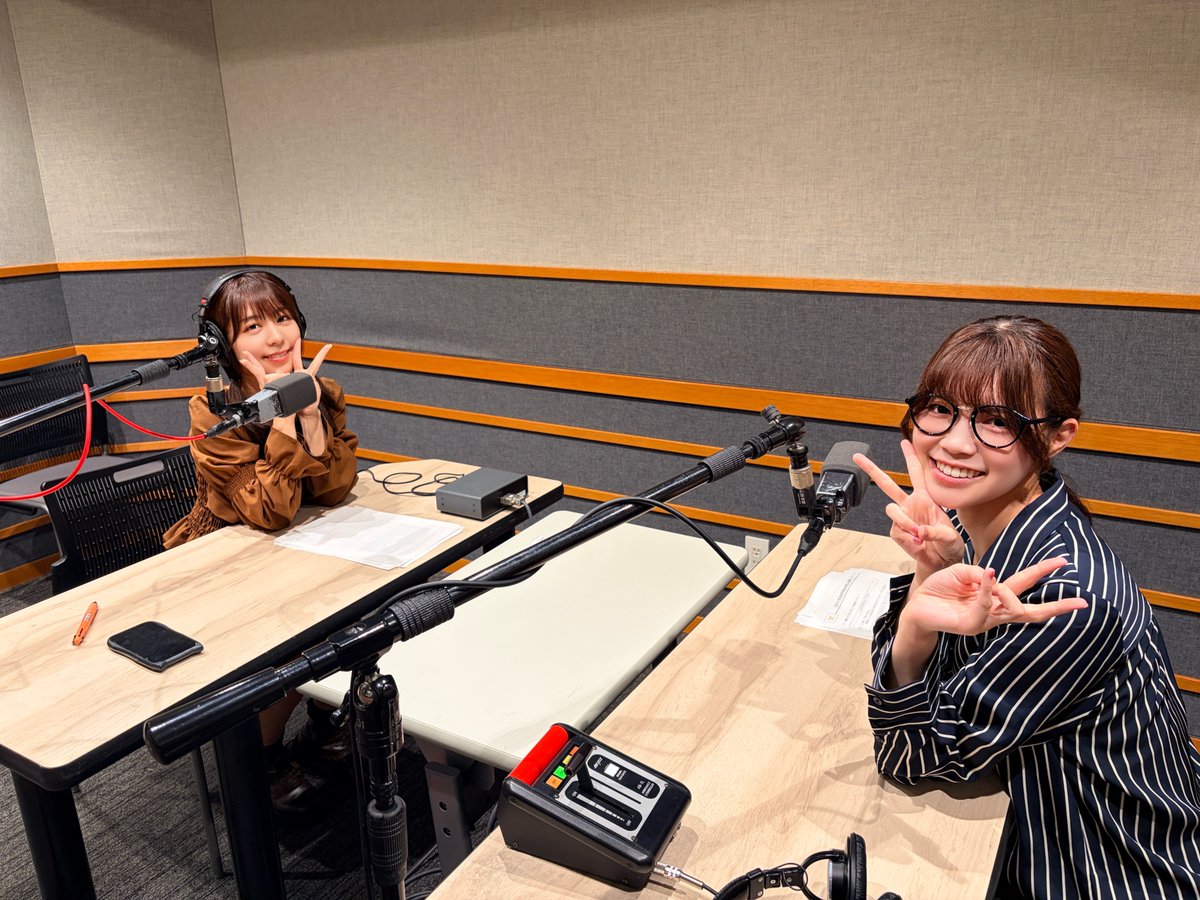rough_laugh_851's tweet photo. この後21:30からは
ラフ×ラフが、笑���の街・大阪を”ガチ”で“ワラカシ”に挑む30分！
今週の出演は

💚高梨結
🍸吉村萌南

リスナーの皆さんと一緒に作る番組です。
 皆さんからのメッセージをお待ちしています！
📻https://t.co/5oVmYzpp5C

#ラフガチ
#ラフラフ
#FM大阪 https://t.co/gxxKCTyDWk
