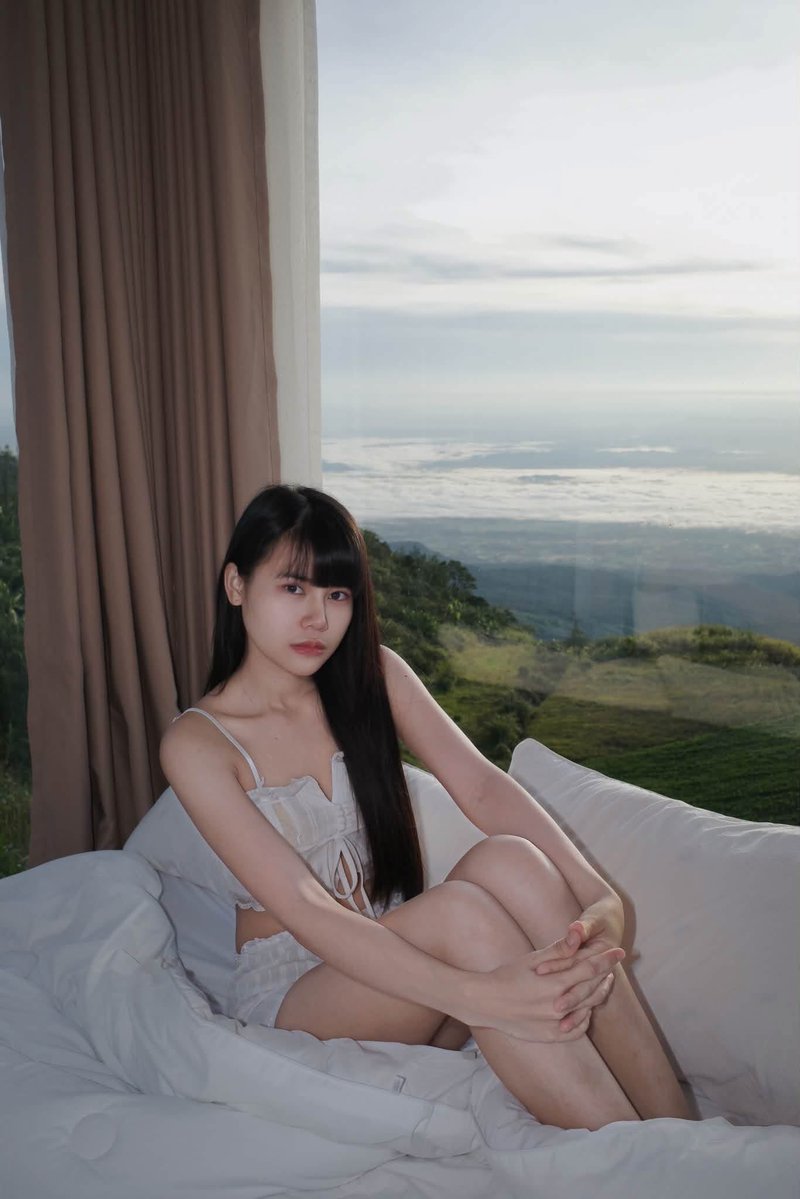 Yakdudnom44's tweet photo. เมียน้องที่ทำงาน สวยอีกแล้ว
ทำไมน่าเลียแบบนี้นะ ...😛 https://t.co/QOiIPYJYgB