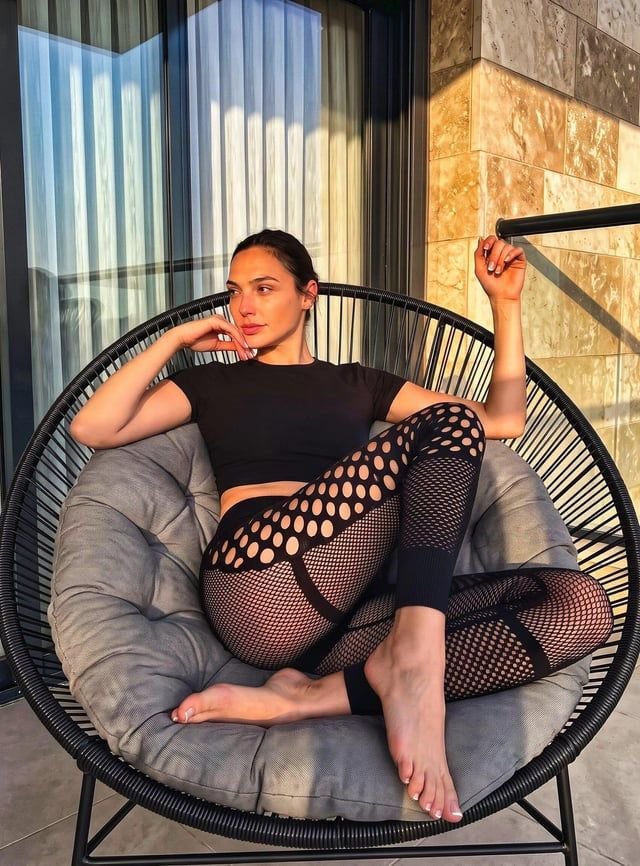 vip76ii's tweet photo. المقدسة الاسرائيلية  israel 🇮🇱 gal gadot 🔥🔥 https://t.co/gdgnVVsjHM