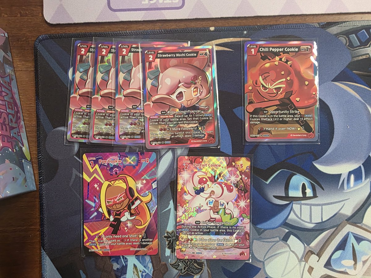 Girawott's tweet photo. @Darkvimin I have to stick with an older purple deck because I bought into red and purple slot for a North American case purchase, and yet I failed to receive enough cards to have 4 of all the new SR and UR cards. I didn't even receive any red UR cards at all and the Cream Puff from BS7 https://t.co/VMwraF6YLu