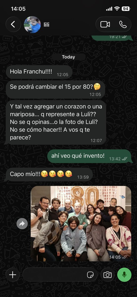 moulinroyals's tweet photo. mi abuela desde ayer que me tiene de chat gpt pero yo como soy anti ai lo estoy haciendo con el arte ancestral de picsart https://t.co/M9yNh3CCIM
