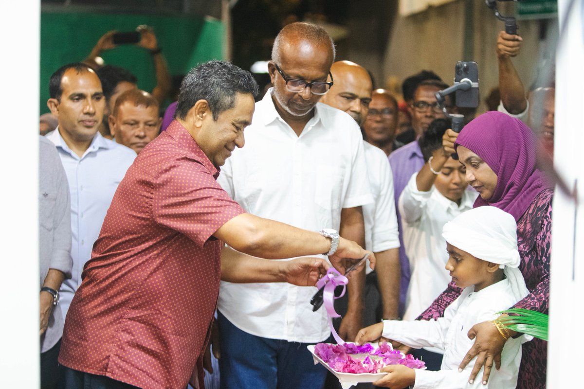 PNFront's tweet photo. ޕީޕަލްސް ނޭސަނަލް ފުރޮންޓް (ޕީއެންއެފް) ގެ އައްޑޫ  ފޭދޫ  އޮފީސް ހުޅުވުމުގެ ރަސްމިއްޔާތުގެ ތެރެއިން . https://t.co/39YtCvVTM3