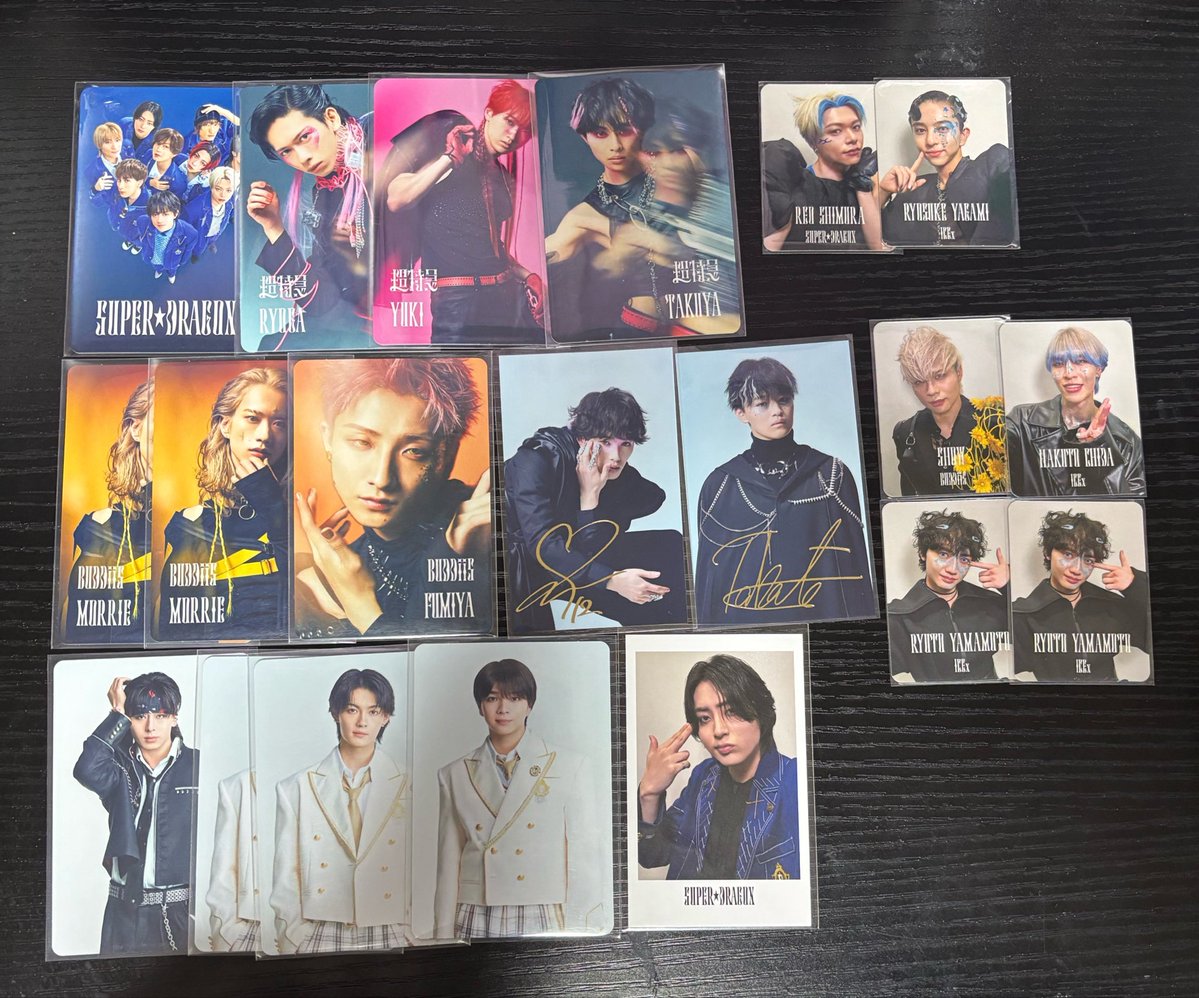 _xn_nyan's tweet photo. EBIDAN Yes!東京 Y東 hmv チェキ風ソロ 通常盤 15周年盤 隣の席ミニフォト トレカ 交換

【譲】画像

【求】
ミニフォト シューヤ(後) EIKU(前) 桜木(後)
ワンエン盤 HAYATO(大小)
通常盤 山中 
hmv 山中 桜木

周年盤は求めていないため、異種・比率違い可。
所持済みはお断りする可能性があります。 https://t.co/acvF7z8Lv5
