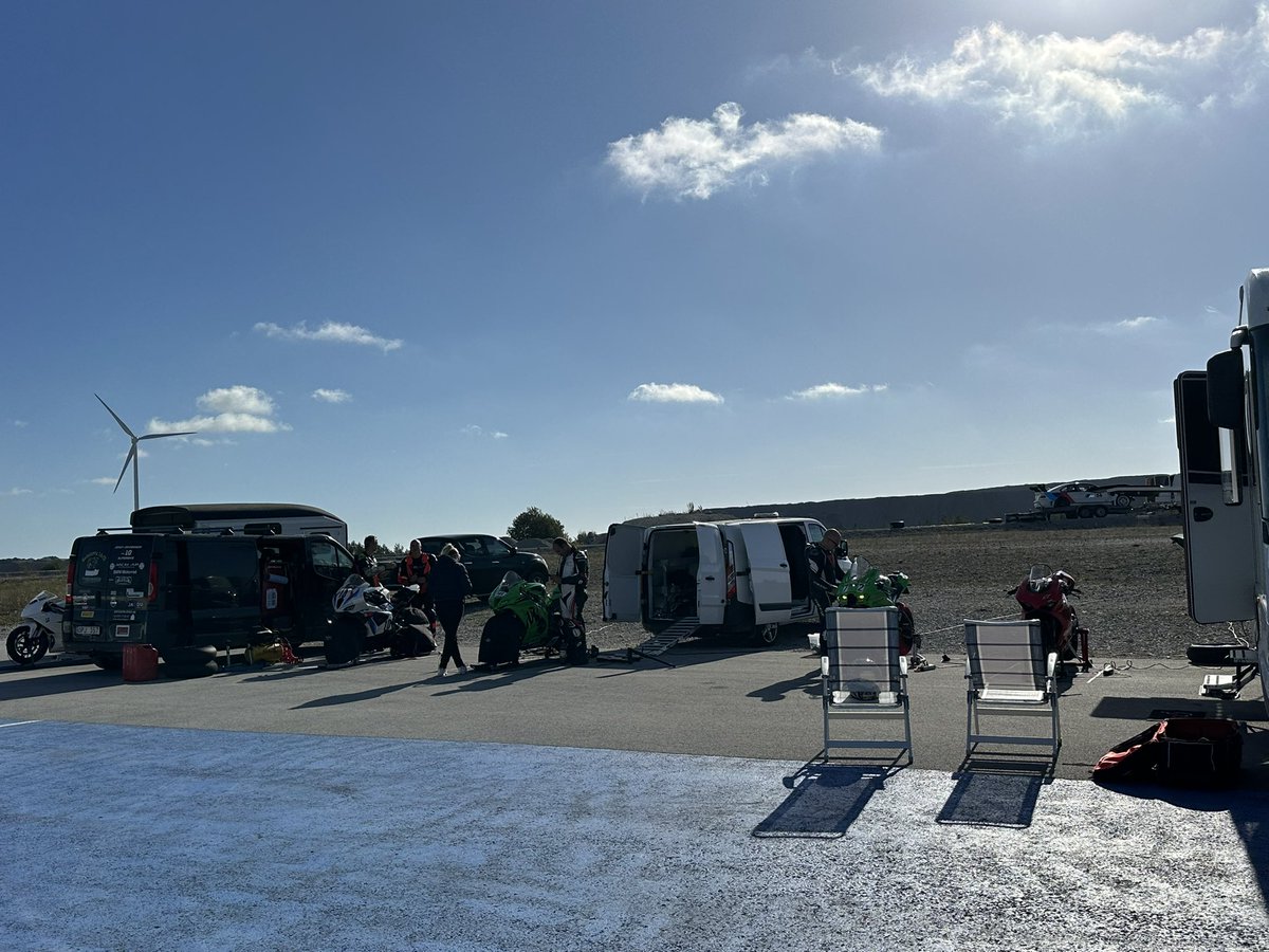GotlandRing_RTC's tweet photo. What a lovely day @gotlandring_race_circuit Welcome on Sunday or the upcoming weekends #gotlandring #trackday #racetrack #gotland #racecircuitgotland 🏎🏍🏁🔆 https://t.co/Y60wSUDSOQ