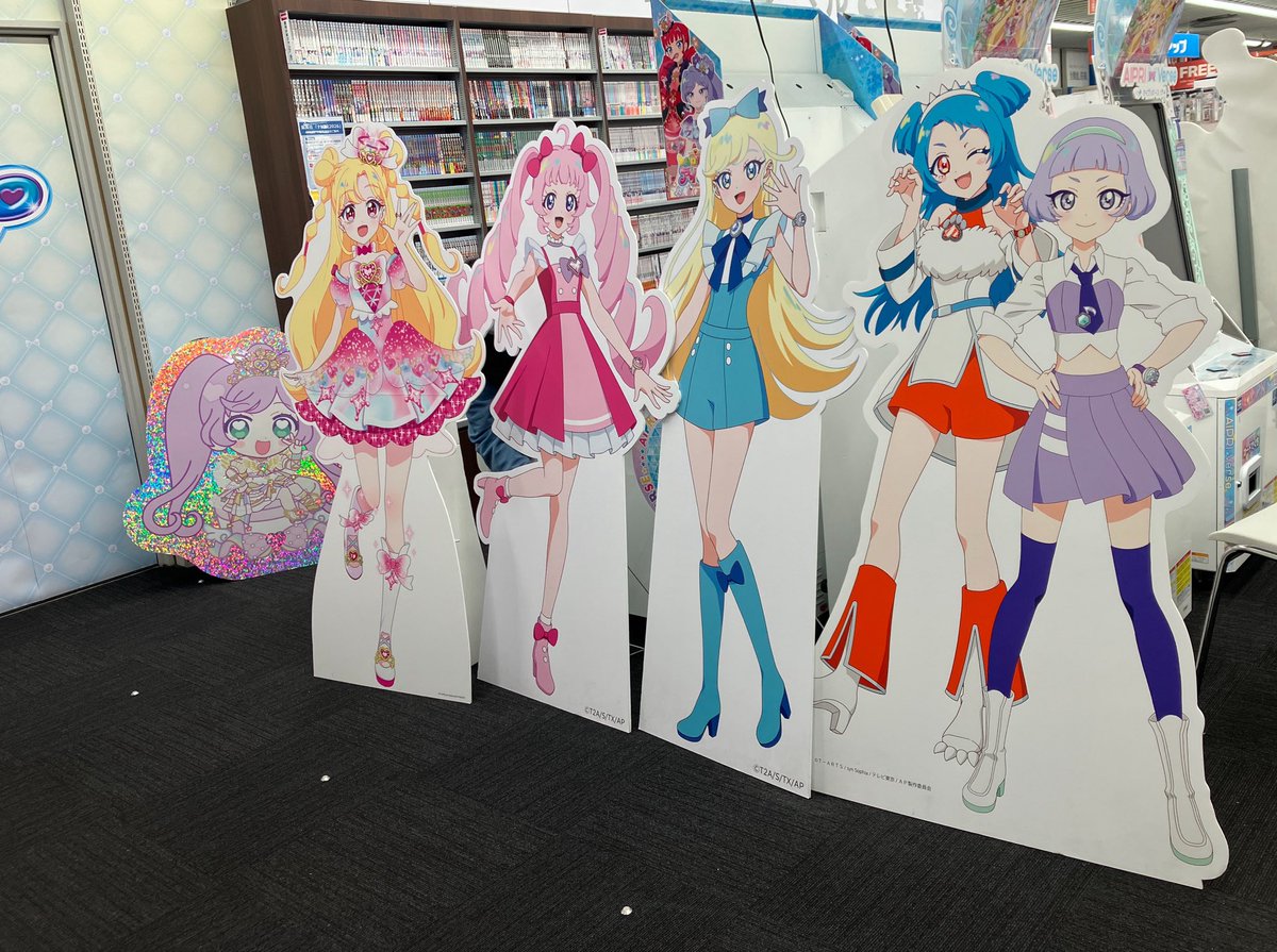 wassse___'s tweet photo. ブクプリショップより先にナゴプリショップに行った人になった
(パネルがあるの思い出して入店) https://t.co/bPJc3Fgu6x