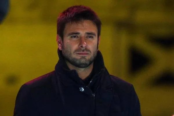 bbbb1_2_'s tweet photo. Di Battista:Schlein?Parte degli elettori M5S non la voterebbe neanche sotto tortura!L'ex deputato:Se lei e Conte continuano così, possono anche non fare le elezioni.Avvilente sentirla parlare ancora di pace giusta in Ucraina.Putin? Ha le sue ragioni, serve inviato Ue per trattare https://t.co/MYosdYcRE9