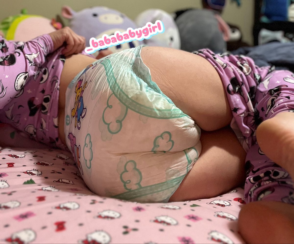 babababygirl_'s tweet photo. Teeheehee…🤭🤗 
I’m being extra naughty and I wanted to show you :3 https://t.co/OXFi1fu7h2