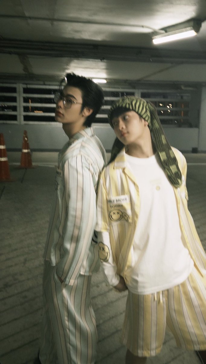 mimimochijm's tweet photo. พี่บีเอ็มลงรูปธีร์เวฟในสตอรี่525255252 แล้วยังบอกว่า คู่นี้ถ่ายยากมากก กว่าจะได้รูปดีๆ5252552515 ฉันเดรสสสส https://t.co/gat1FV5Kbm