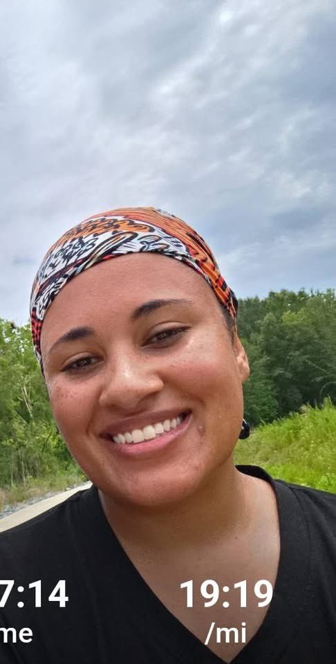 MahaliaSBM's tweet photo. There is a woman missing in San Diego named Mahalia Wells-Stover. 

I was contacted a couple of weeks ago on Facebook by someone who thought they found my ID. 

I am posting here in case anyone in San Diego sees her. https://t.co/7iuUgt75xV
