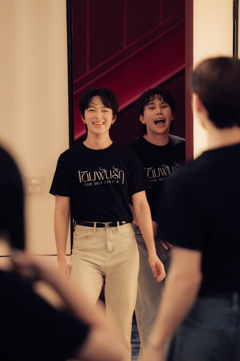 aftersummerrr's tweet photo. "Action!"                                                   "Cut!" https://t.co/ANCIN9NZpU