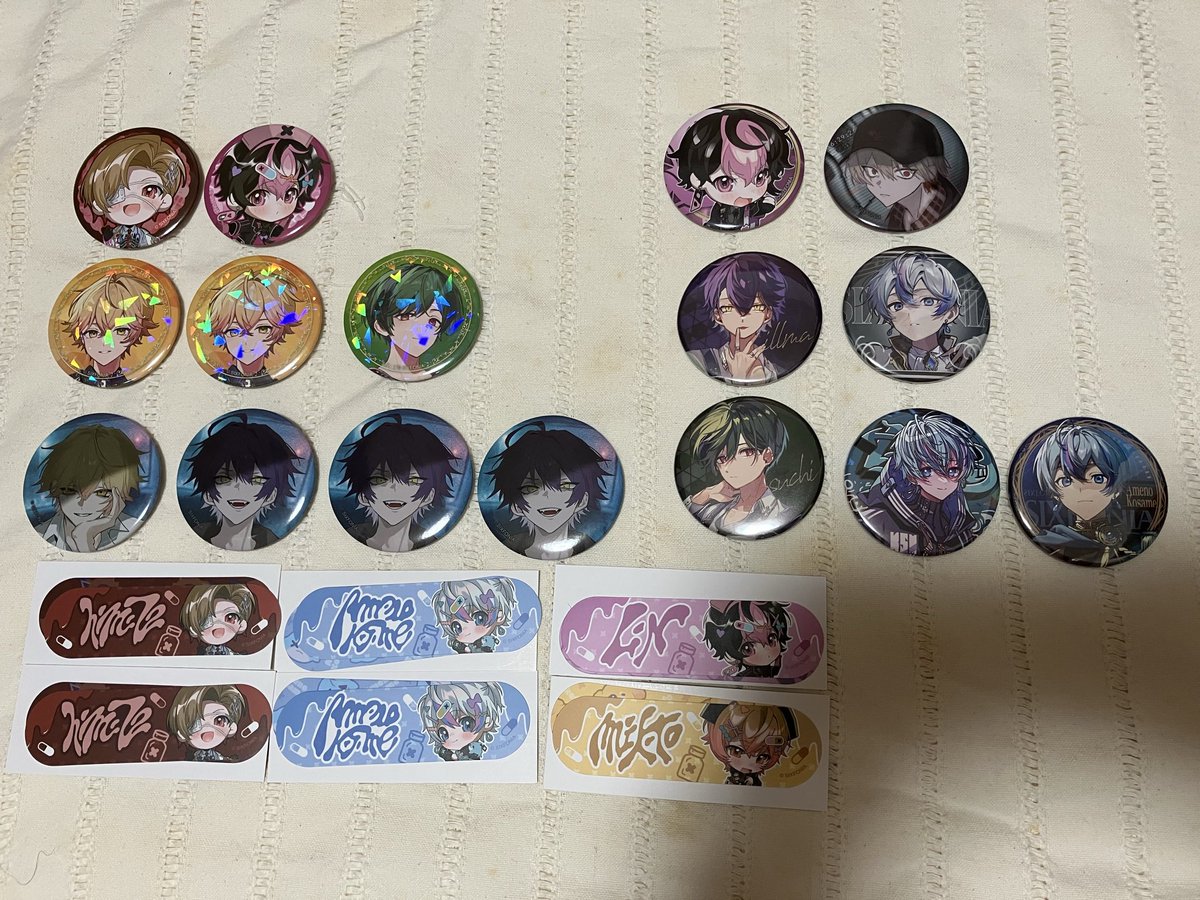 hasutorihiki1's tweet photo. 【求】スクレボ、だいぶつ、4周年ブロマ、その他18,19弾各1、ステッカー（すべて🍵様）>>買取

【譲】画像のもの+過去ポスト

郵送、ぴあアリ1日目手渡し

#シクフォニグッズ交換
#シクフォニグッズ買取 https://t.co/oWNrPkOShu