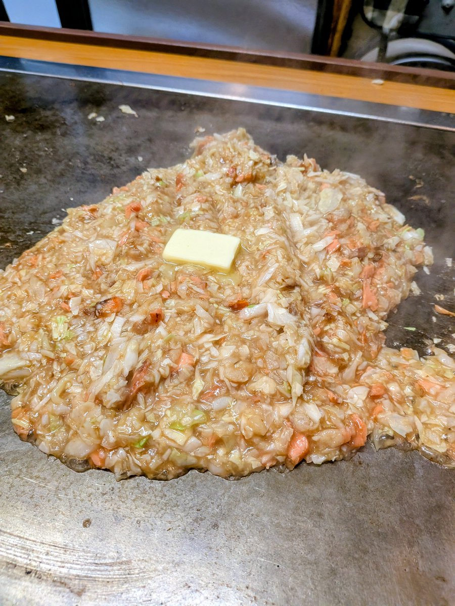 shin0ing's tweet photo. げんべいの
ふんわりお好み焼きともんじゃ焼き、とても美味しかったです。
アットホームな雰囲気も👍️。

まさか古里の話しが出来るとは思わなかった、また行きます😀。 https://t.co/bwEPjCKULO
