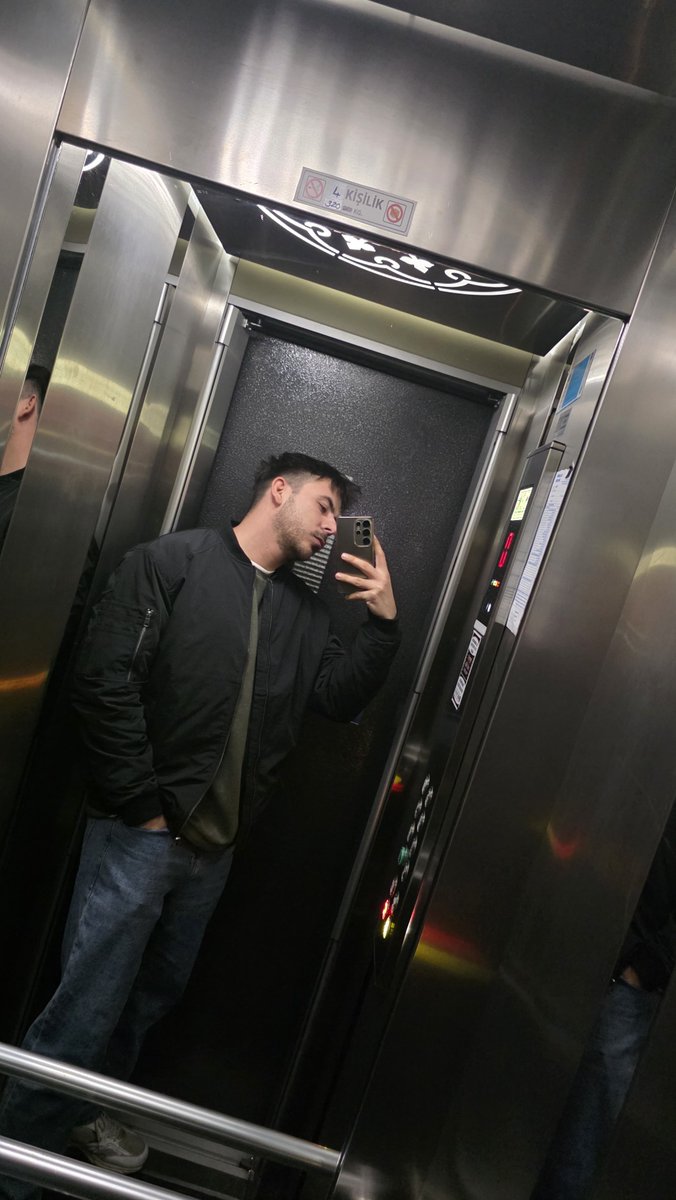 serhat031903's tweet photo. Afyon 🥶🥶 https://t.co/elxI7wGexd