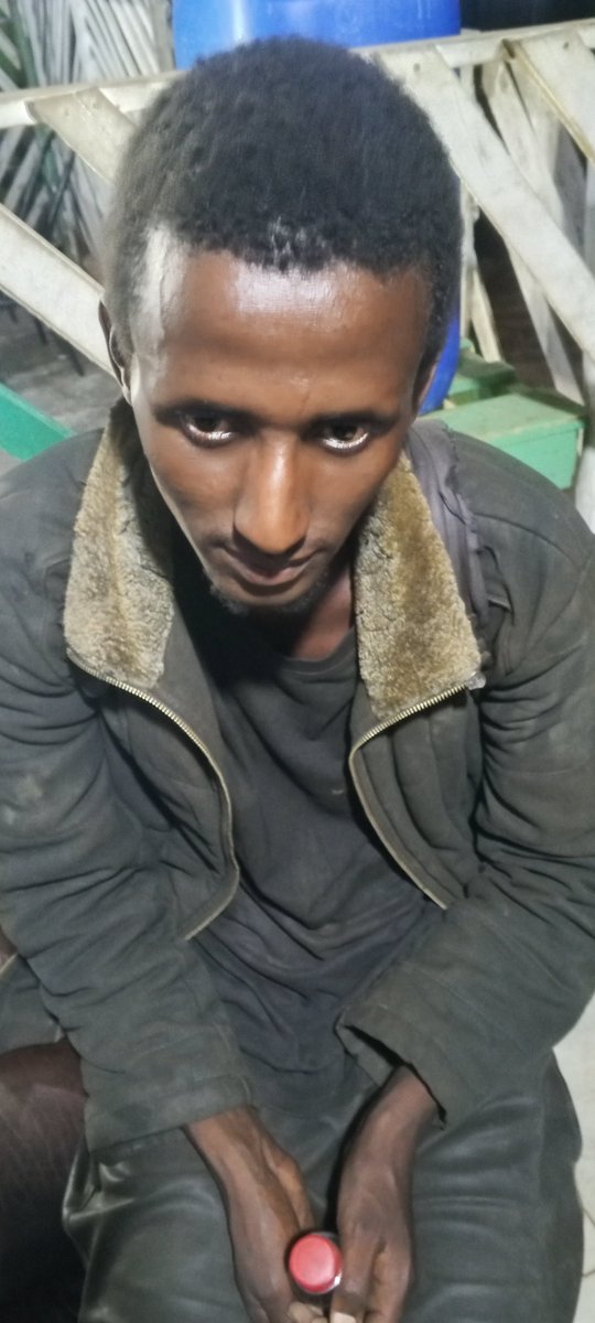 EkopaiD's tweet photo. He told me his name is yusuf kinyanjui machethe 23yrs from ymca village in nakuru  Kenya that he studied in jamhuri primary school &amp; spotlight secondary school his father name is Danson kinyanjui machette mother's name kaltum shathia her tel +254713614460 brothers name keisal https://t.co/o9Eh155uvh