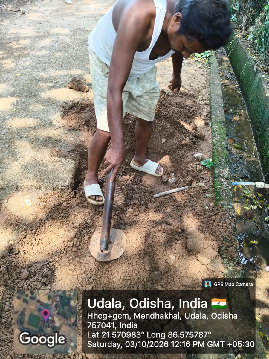 GMwatcobpd's tweet photo. 🚰 Water supply pipeline repair work is in progress at Mendhakhai under WATCO Section, Udala, supporting reliable and uninterrupted drinking water supply for the community. 💧

#WATCO #Udala #WaterSupply #Odisha https://t.co/EUxsJ5WhE1