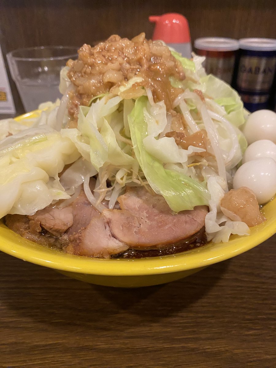 ashihara888's tweet photo. 野菜料理食べて気絶！ https://t.co/xPq56sVWcK