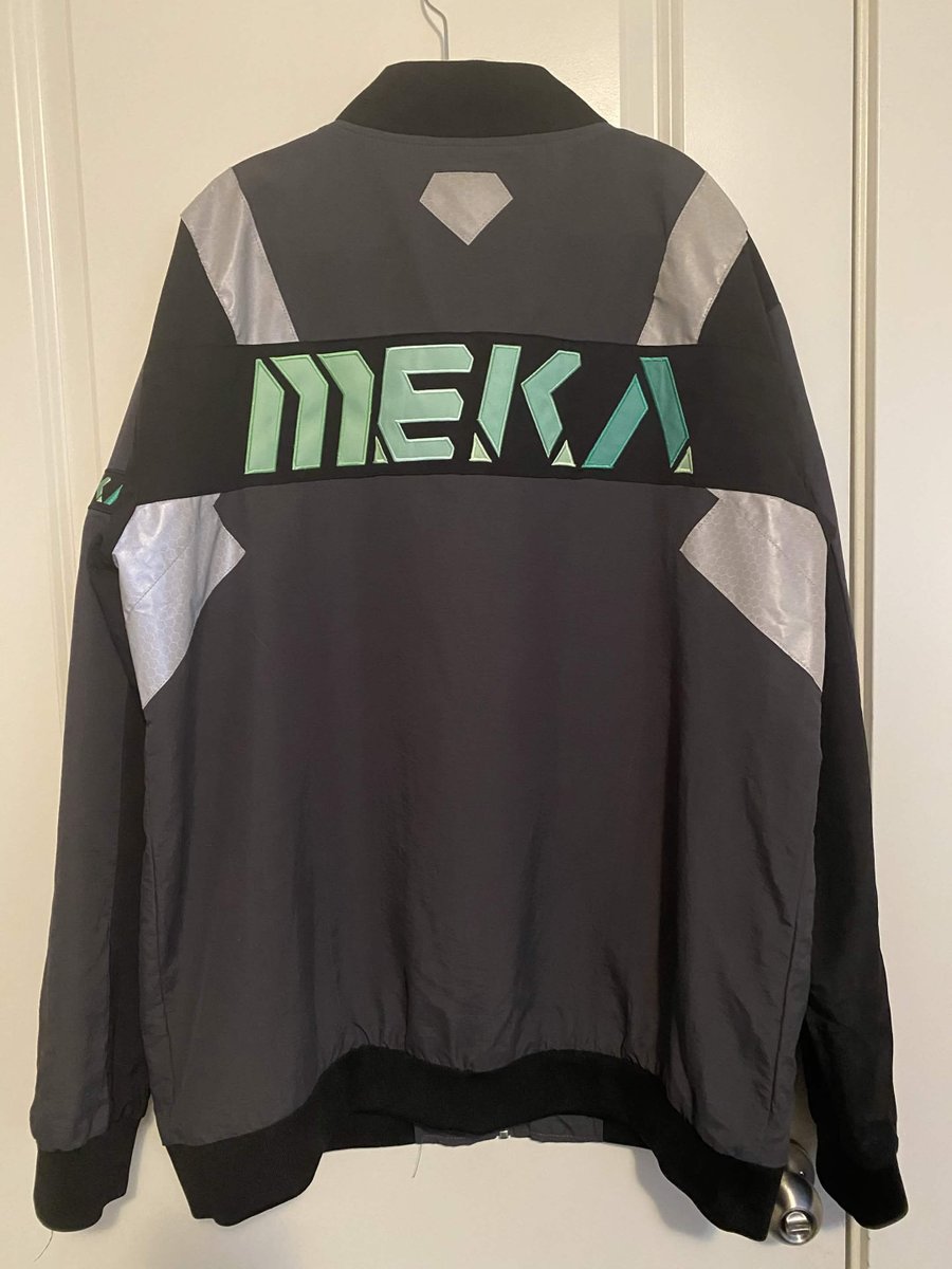 DmonMEKA_PPG's tweet photo. Official MEKA jacket finally arrived!! It was pretty expensive but so worth it, this will be great for me when i'm walking around with the wife at a convention when she cosplays D.Mon and it will be good for her if she gets a photo shoot to have the jacket! Money well spent 😁😈 https://t.co/11XSTB8jTA