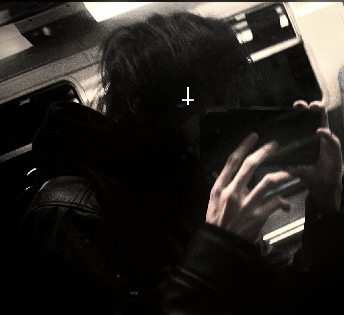 sxwxrslxt tweet picture