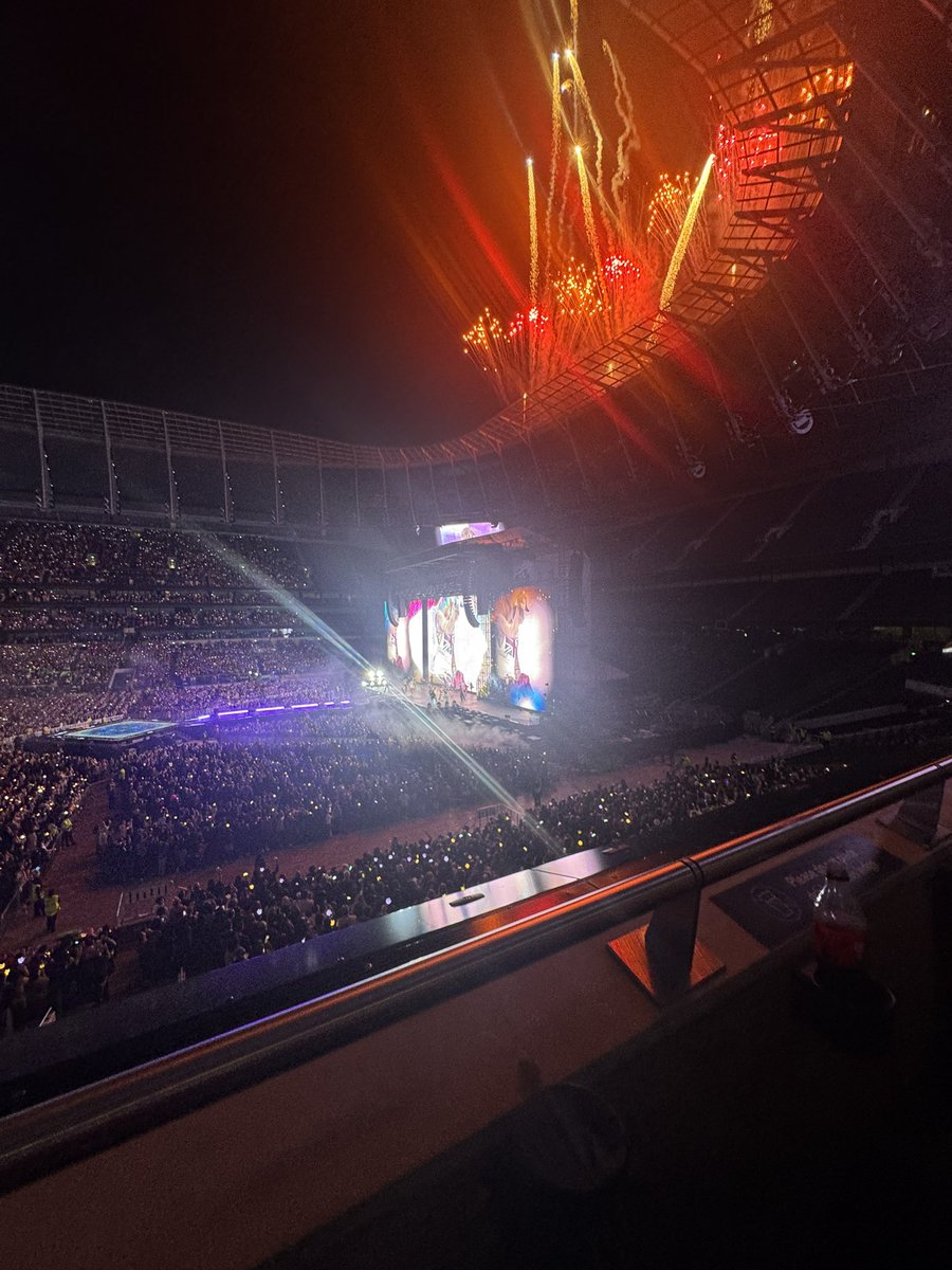 Robynn_99's tweet photo. eww this time last week…….. 🥺😭 https://t.co/gsuSvwwSLi