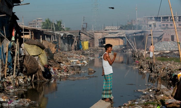 PranamSK2's tweet photo. @Aaishaa_Soomro River from another muslim nation where they don't worship river Dhaka,Banglades...you can fact check.....we agree the fact our some of the major river are polluted but they are nothing like this..our people do pollute ..but we are over coming it. https://t.co/vQq1ipHHm2