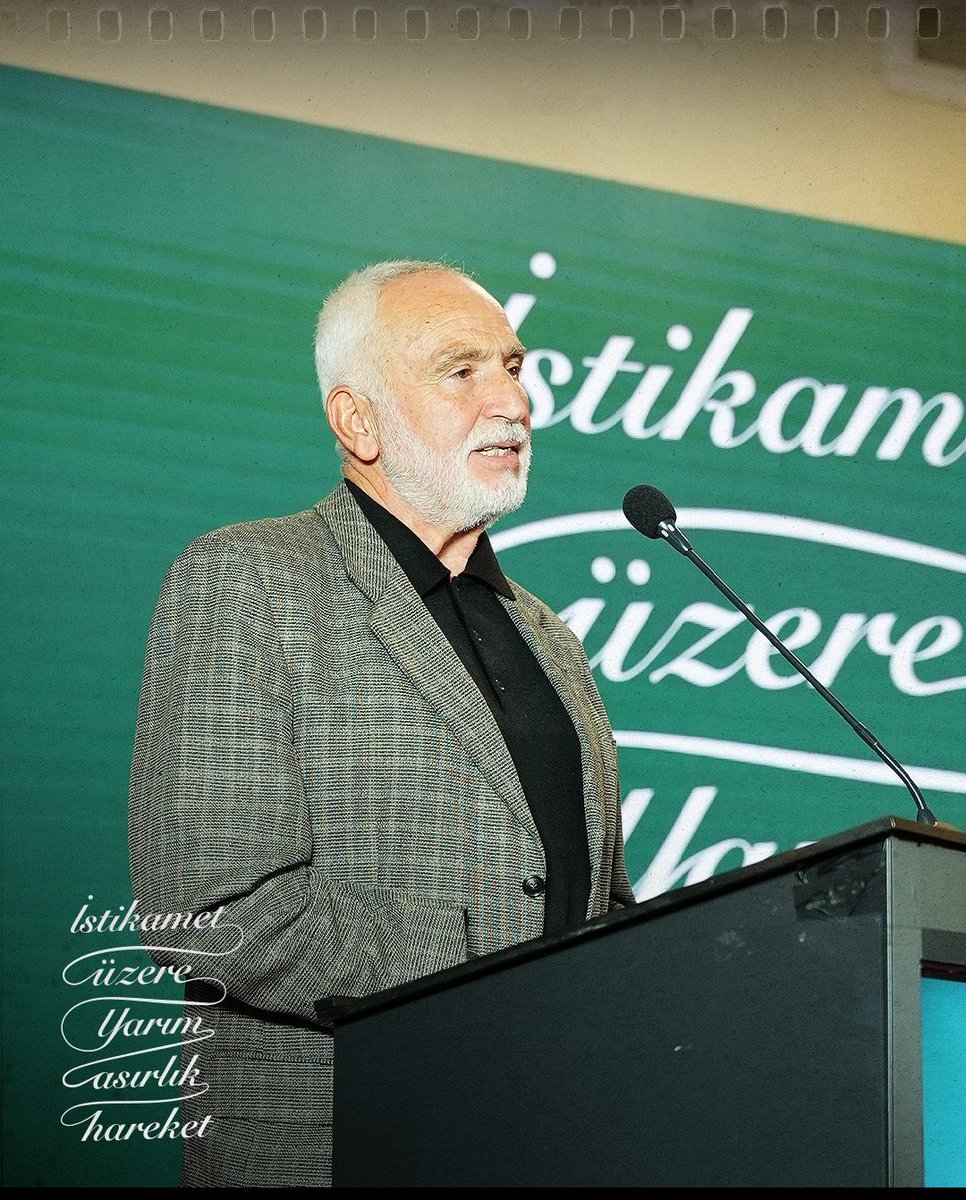 insanmedeniyet's tweet photo. Onursal Başkanımız Mehmet Güney, 2026-2027 Dönem Açılış Programında selamlama konuşmalarını gerçekleştirdi. https://t.co/ZvZPjE0uTQ