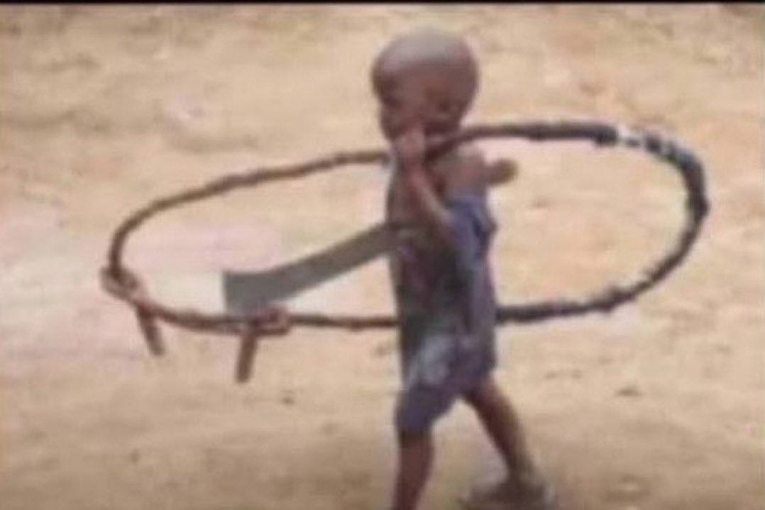 myschtv's tweet photo. Na pikin wey I born put for village sub for me today. Emeka nwam, God bless your hustle 😂 https://t.co/zRK0EG6HSF