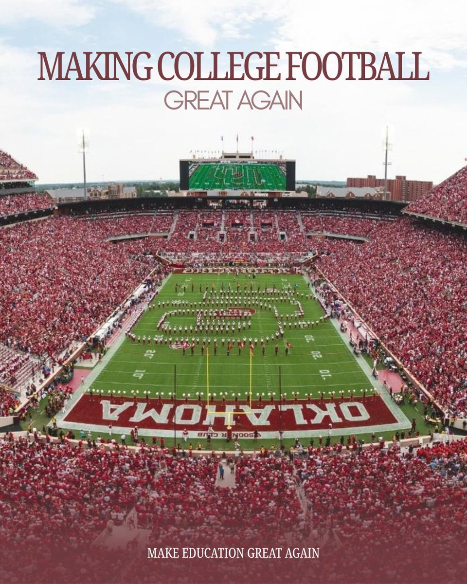 usedgov's tweet photo. .@POTUS is MAKING COLLEGE FOOTBALL GREAT AGAIN! https://t.co/LnYJ9fBnlx