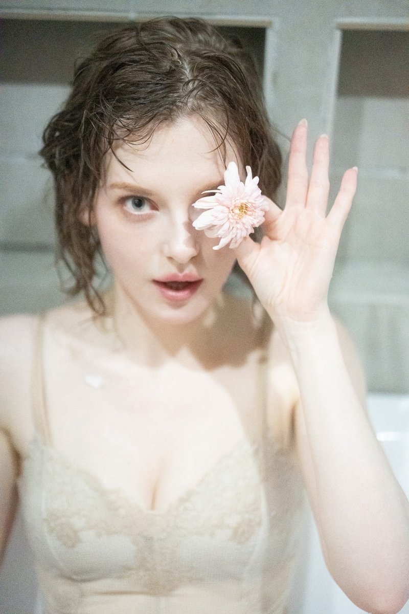 Eriza_Freya's tweet photo. 🌸 https://t.co/a9w0HMscyf