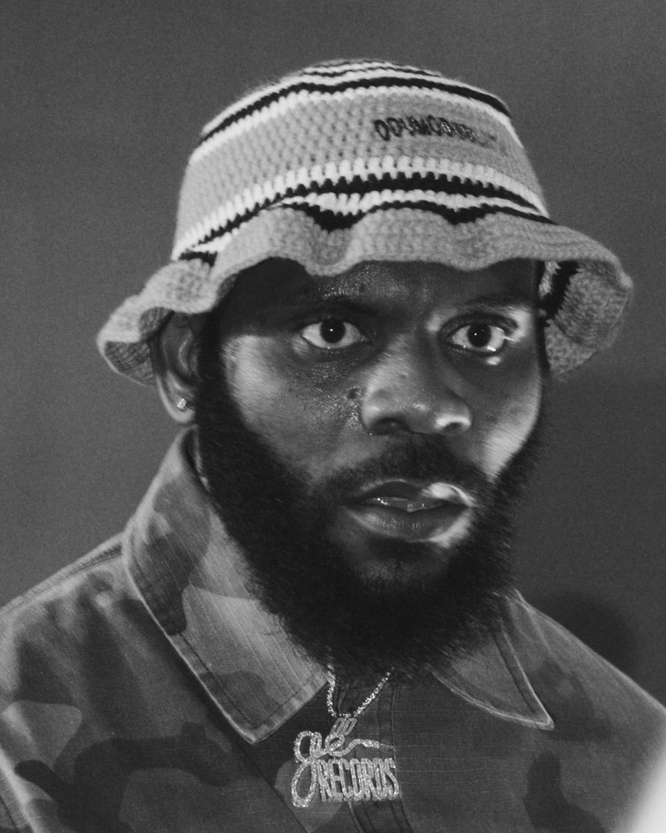 Odumodublvck_'s tweet photo. I DON RECORD THE VERSE 

I BEG 6UFF MAKE E NO PAY ME

30k$ FOR THANK YOU KALA. 

I GO USE EVERYTHING BUY SOMETHING FOR MYSELF. 

#SALT https://t.co/ka3IsmTr36
