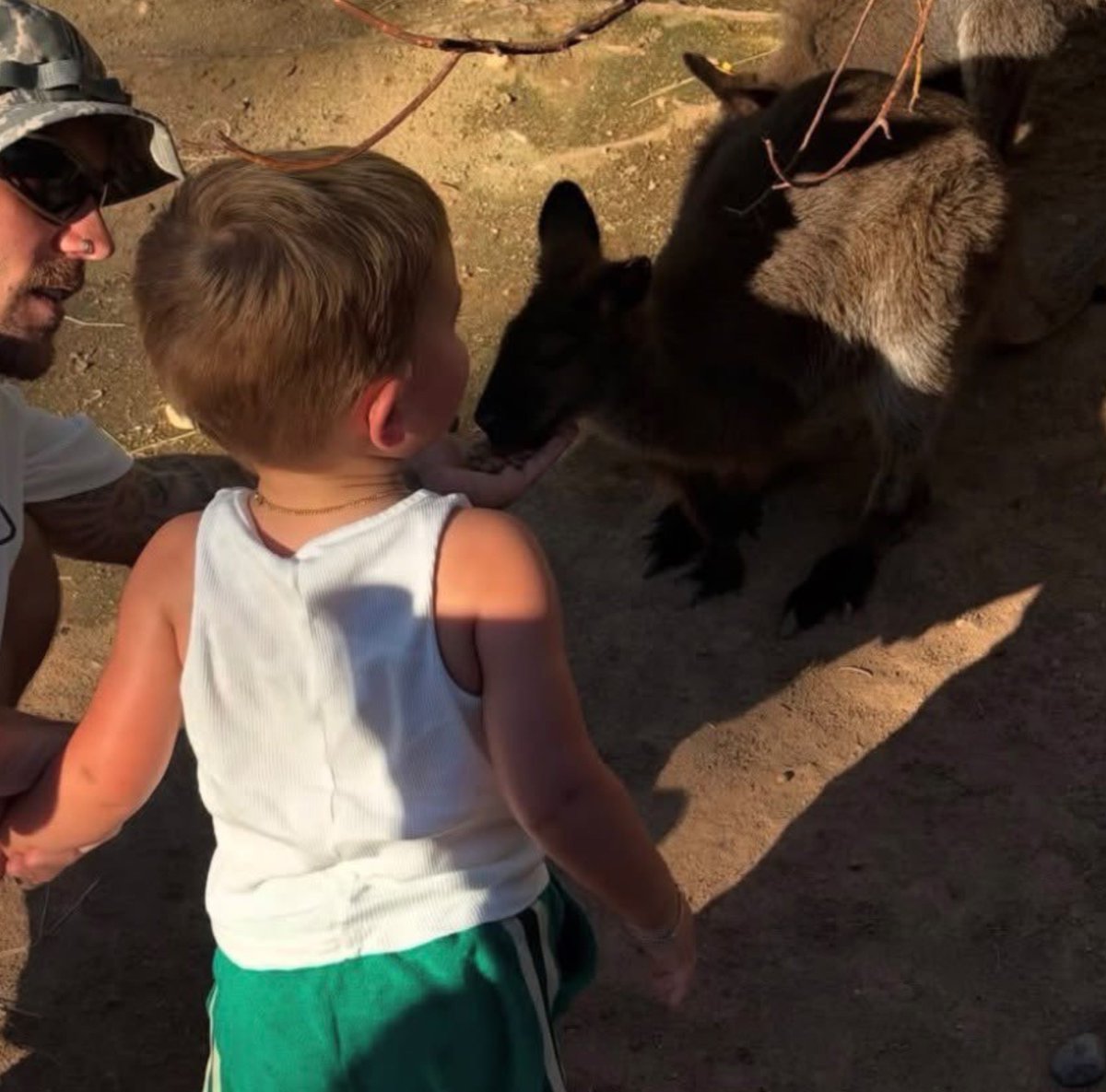intentisons's tweet photo. eu meio que sempre soube que um filho de justin bieber e hailey bieber seria a criança mais linda do planeta https://t.co/i5AqTJS724