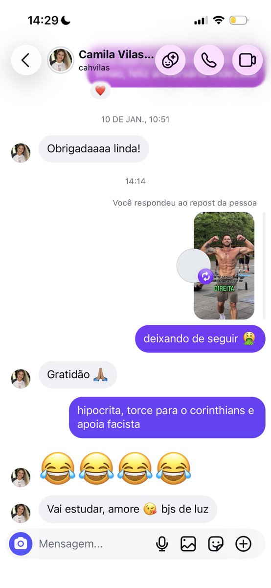 iskendsll's tweet photo. como que a pessoa torce para um time que esquerda pura e apoia o flavio bolsonaro, mulher ridicula https://t.co/gvgkcELwov