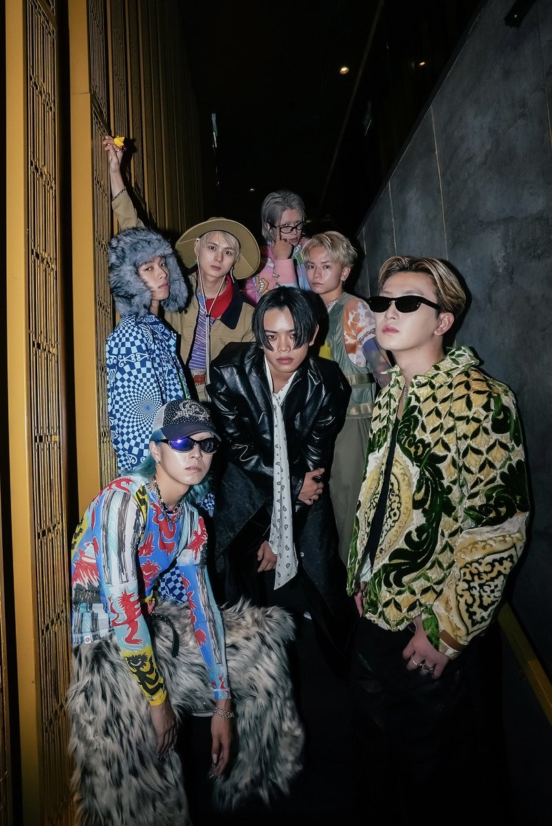 _KID_PHENOMENON's tweet photo. Music Matters Live Singapore 2026

Thank you👑

How was our performance?
Can’t wait to see you again✨

──────────
SETLIST PLAYLIST
🎧https://t.co/4E8OREITlk

M1. Party Over There
M2. Black Flame
M3. KIDS
M4. Mirror
M5. Snakebite
M6. OMW
M7. Unstoppable 
──────────

#KPinSingapore #MMLive26 
#KIDPHENOMENON