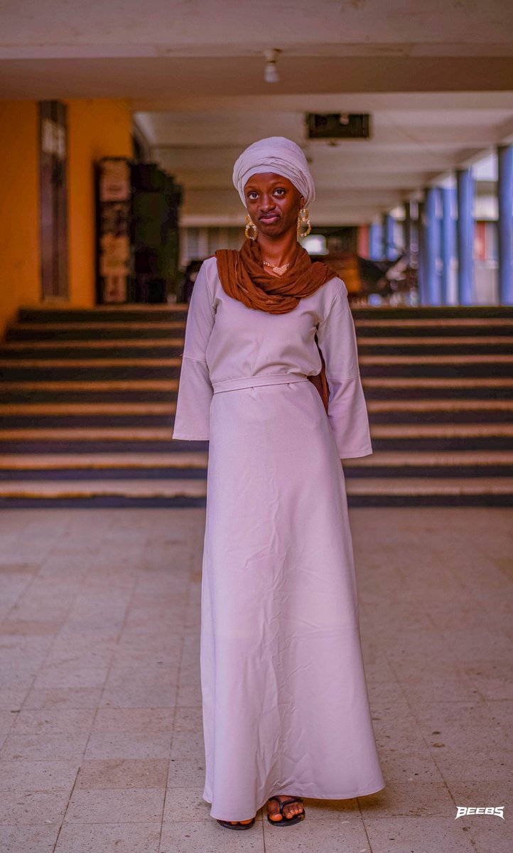 Ramat_Anuoluwa's tweet photo. Months later, but good things take time. 

07/2026
𝐀𝐍𝐔𝐎𝐋𝐔𝐖𝐀, 𝐓𝐇𝐄 𝐘𝐎𝐑𝐔𝐁𝐀-𝐅𝐔𝐋𝐀𝐍𝐈 𝐆𝐈𝐑𝐋.🤎

📸 @heis_beebs https://t.co/AssE9AdUdn
