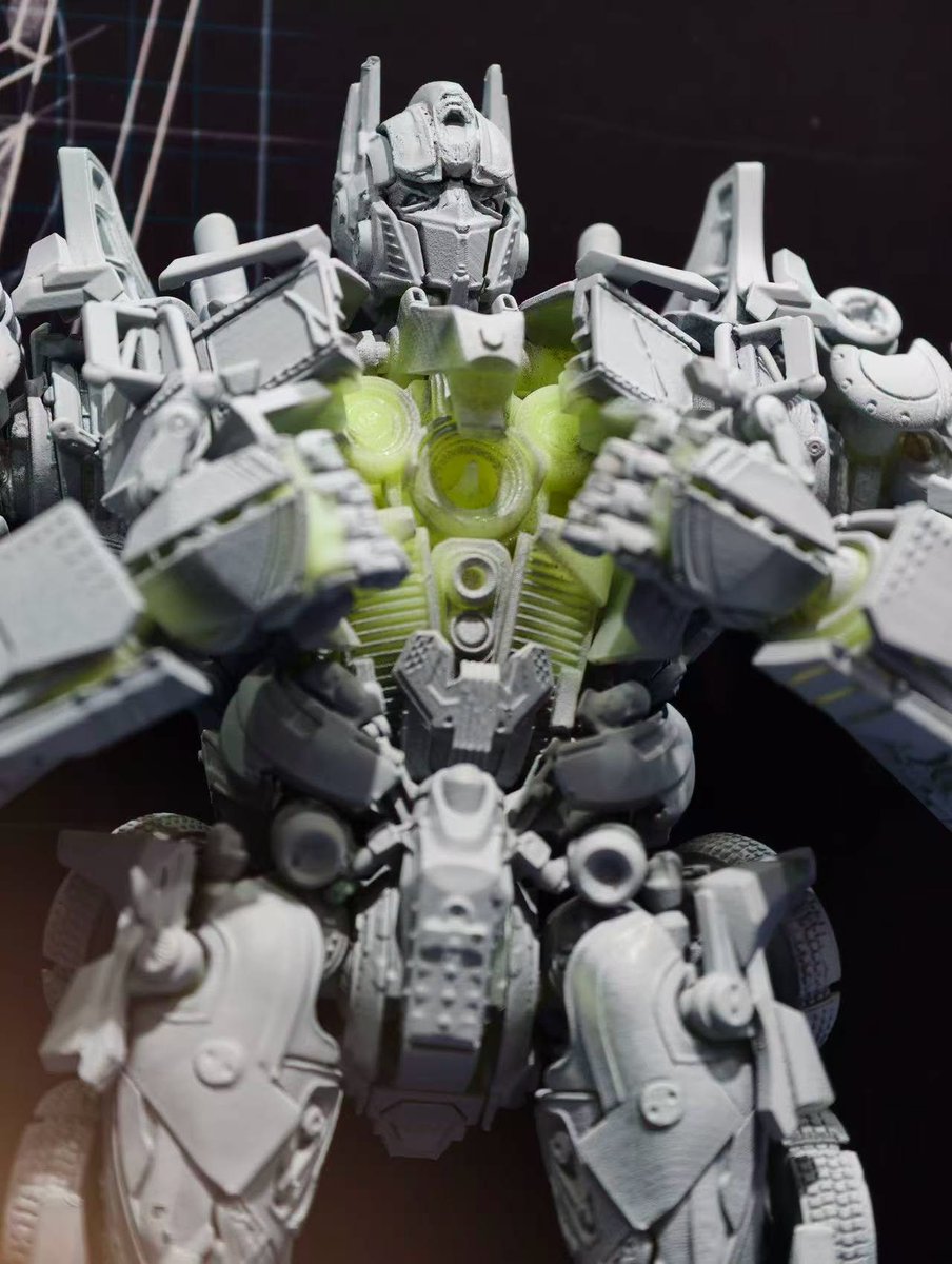 TFHypeGuy's tweet photo. 2007 ANNIVERSARY FIGURES!

Yolopark is coming out SWINGING for the fences, going all out on the 2007 Anniversary with a full line up of Autobots throughout the year.

We got Bumblebee, Jazz, Ratchet and Optimus....

With a OPENING SPARK CHAMBER WHATTTT??? https://t.co/2bMOA7EH8E
