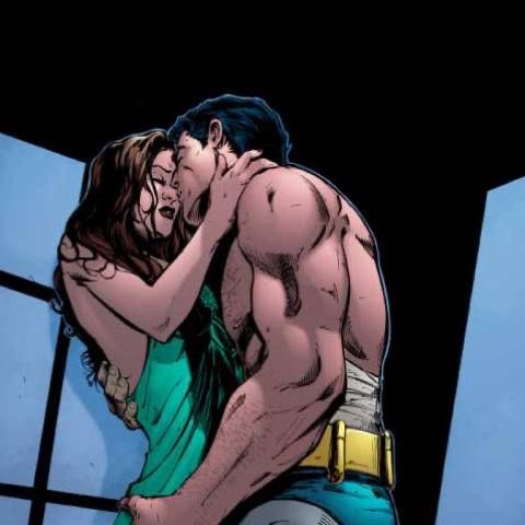 nightwingpilled's tweet photo. gave me home when I had none
/ gave me dreams and I dreamt on / No shame for the ashes / showed me love in the rafters / gave me one-way tickets / made this blood pact rigid / so follow me, I know this haze / and I love you sideways https://t.co/uRPg5Zmxt3